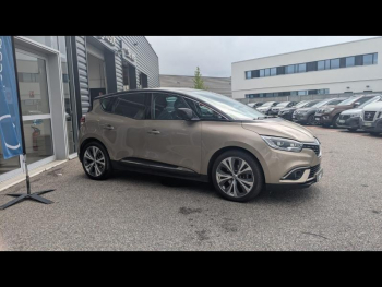 Photo 8 du bon plan RENAULT Scenic 1.5 dCi 110ch energy Intens EDC occasion à 15790 €