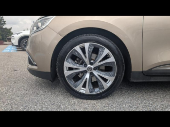 Photo 10 du bon plan RENAULT Scenic 1.5 dCi 110ch energy Intens EDC occasion à 15790 €