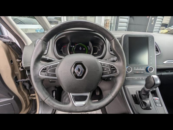 Photo 17 du bon plan RENAULT Scenic 1.5 dCi 110ch energy Intens EDC occasion à 15790 €