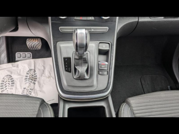 Photo 19 du bon plan RENAULT Scenic 1.5 dCi 110ch energy Intens EDC occasion à 15790 €