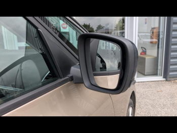 Photo 24 du bon plan RENAULT Scenic 1.5 dCi 110ch energy Intens EDC occasion à 15790 €
