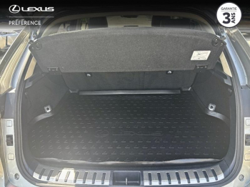 Photo 15 du bon plan LEXUS NX 300h 2WD Design MY21 occasion à 24990 €