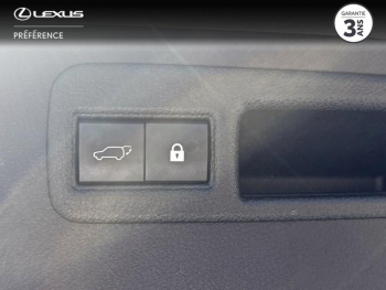 Photo 17 du bon plan LEXUS NX 300h 2WD Design MY21 occasion à 24990 €