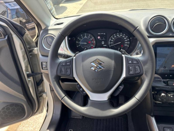 Photo 16 du bon plan SUZUKI Vitara 1.4 Boosterjet Hybrid 110ch Style Auto Allgrip MY25 occasion à 25990 €