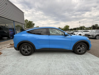 Photo 4 du bon plan FORD Mustang Mach-E 269ch Standard Range 76kWh 7cv occasion à 33990 €