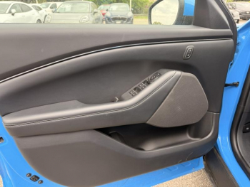 Photo 10 du bon plan FORD Mustang Mach-E 269ch Standard Range 76kWh 7cv occasion à 33990 €