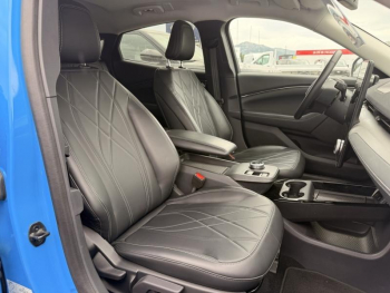 Photo 30 du bon plan FORD Mustang Mach-E 269ch Standard Range 76kWh 7cv occasion à 33990 €