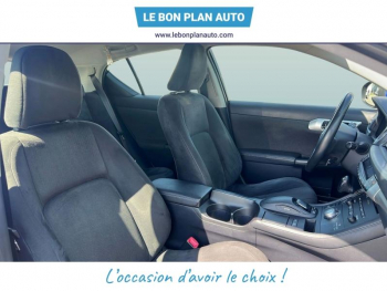 Photo 11 du bon plan LEXUS CT 200h Sensation occasion à 9490 €