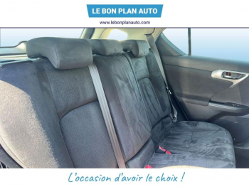 Photo 16 du bon plan LEXUS CT 200h Sensation occasion à 9490 €