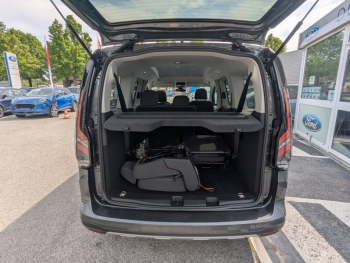 Photo 10 du bon plan FORD Grd Tourneo Connect 2.0 EcoBlue 122ch Active DSG7 occasion à 37953 €