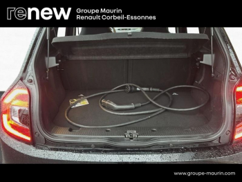 Photo 15 du bon plan RENAULT Twingo E-Tech Electric Urban Night R80 Achat Intégral - 21MY occasion à 10980 €