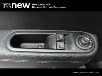 Photo 19 du bon plan RENAULT Twingo E-Tech Electric Urban Night R80 Achat Intégral - 21MY occasion à 10980 €