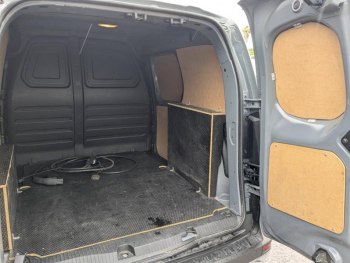 Photo 9 du bon plan NISSAN TOWNSTAR L1 EV 45 kWh Acenta chargeur 22 kW occasion à 19800 €