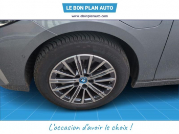 Photo 30 du bon plan BMW Série 2 ActiveTourer 225e 245ch xDrive Luxury DKG7 occasion à 30790 €