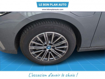 Photo 42 du bon plan BMW Série 2 ActiveTourer 225e 245ch xDrive Luxury DKG7 occasion à 30790 €