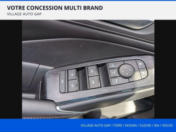 Photo 9 du bon plan NISSAN Qashqai e-POWER 190ch N-Connecta 2022 occasion à 24890 €