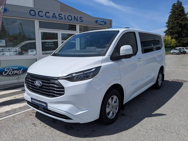 Bon plan FORD Transit Custom Kombi 340 L1H1 2.5 Duratec 232ch Hybride rechargeable Limited CVT occasion à 42841 €
