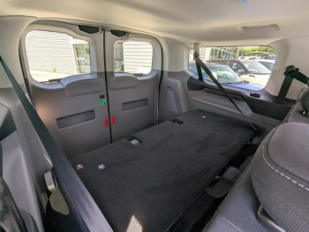 Photo 10 du bon plan FORD Transit Custom Kombi 340 L1H1 2.5 Duratec 232ch Hybride rechargeable Limited CVT occasion à 42841 €