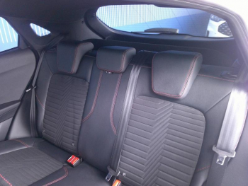 Photo 23 du bon plan FORD Puma 1.0 EcoBoost 125ch S&S mHEV ST-Line X Powershift occasion à 21900 €