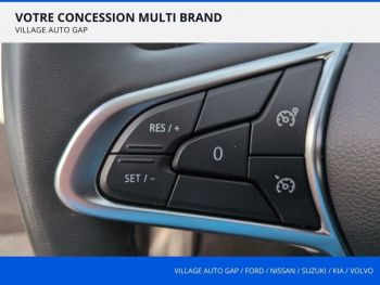Photo 19 du bon plan RENAULT Clio 1.6 E-Tech hybride 145ch Evolution occasion à 15970 €