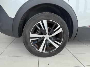 Photo 5 du bon plan PEUGEOT 5008 1.2 PureTech 130ch S&S GT EAT8 occasion à 23900 €