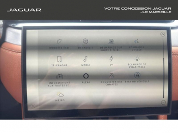 Photo 27 du bon plan JAGUAR F-Pace P400e Plug-in-Hybrid R-Dynamic SE BVA8 AWD occasion à 51990 €