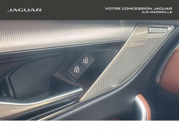 Photo 30 du bon plan JAGUAR F-Pace P400e Plug-in-Hybrid R-Dynamic SE BVA8 AWD occasion à 51990 €