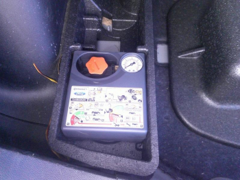 Photo 24 du bon plan FORD Kuga 2.5 Duratec 180ch Hybrid FlexiFuel ST-Line Powershift occasion à 27900 €