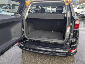 Photo 16 du bon plan FORD EcoSport 1.0 EcoBoost 125ch ST-Line Noir/Jaune occasion à 12990 €