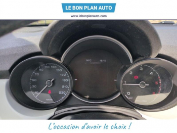 Photo 12 du bon plan FIAT 500X 1.6 Multijet 120ch Cross occasion à 9390 €