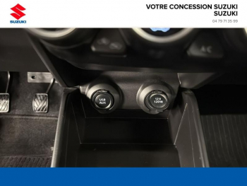 Photo 14 du bon plan SUZUKI Swift 1.2 Dualjet Hybrid 83ch Pack occasion à 16490 €