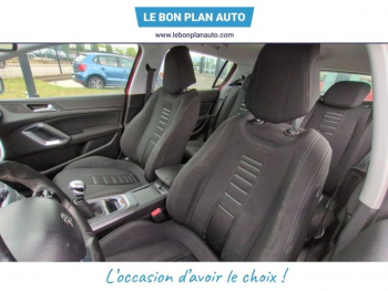 Photo 18 du bon plan PEUGEOT 308 1.6 THP 125ch Allure 5p occasion à 6190 €