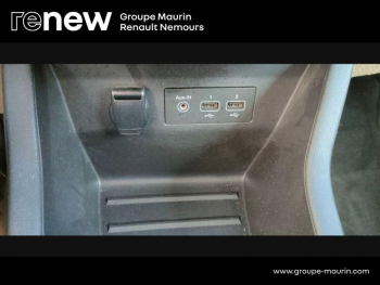 Photo 27 du bon plan RENAULT Clio 1.0 TCe 100ch Business occasion à 10250 €
