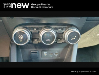 Photo 28 du bon plan RENAULT Clio 1.0 TCe 100ch Business occasion à 10250 €