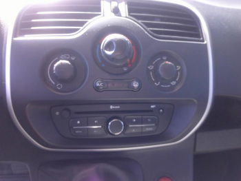 Photo 9 du bon plan RENAULT Kangoo Express 1.5 Blue dCi 95ch Extra R-Link occasion à 13900 €