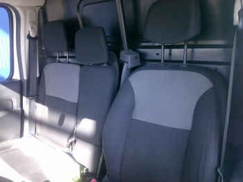 Photo 13 du bon plan RENAULT Kangoo Express 1.5 Blue dCi 95ch Extra R-Link occasion à 13900 €