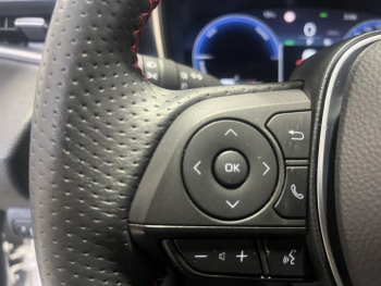 Photo 10 du bon plan TOYOTA Corolla 2.0 196ch GR Sport Toit Ouvrant Pack Techno occasion à 31490 €