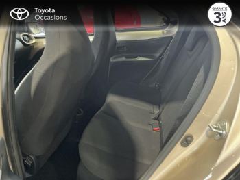 Photo 12 du bon plan TOYOTA Aygo X 1.0 VVT-i 72ch Air Design Pack Zen occasion à 15990 €