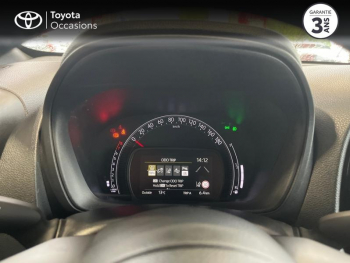 Photo 14 du bon plan TOYOTA Aygo X 1.0 VVT-i 72ch Air Design Pack Zen occasion à 15990 €