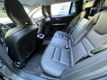 Photo 16 du bon plan VOLVO V60 D3 150ch AdBlue Momentum Geartronic occasion à 20490 €