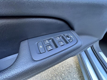 Photo 19 du bon plan VOLVO V60 D3 150ch AdBlue Momentum Geartronic occasion à 20490 €