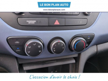 Photo 21 du bon plan HYUNDAI i10 1.2 87ch PACK Sensation occasion à 6490 €