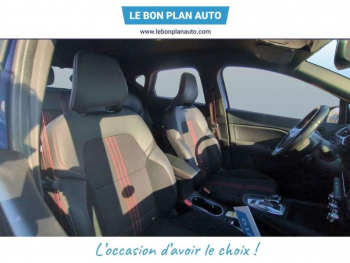 Photo 15 du bon plan RENAULT Captur 1.6 E-Tech hybride 145ch RS Line occasion à 17980 €