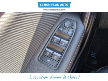 Photo 27 du bon plan RENAULT Captur 1.6 E-Tech hybride 145ch RS Line occasion à 17980 €