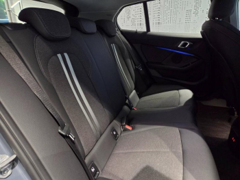 Photo 15 du bon plan BMW Série 1 118dA 150ch M Sport occasion à 20990 €