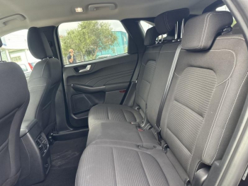 Photo 18 du bon plan FORD Kuga 2.5 Duratec 190ch FHEV E85 Titanium BVA occasion à 23889 €