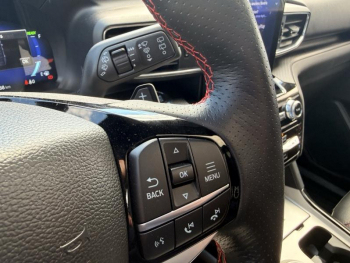 Photo 18 du bon plan FORD Explorer 3.0 EcoBoost 457ch Parallel PHEV ST-Line i-AWD BVA10 25cv occasion à 75989 €