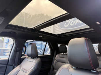 Photo 46 du bon plan FORD Explorer 3.0 EcoBoost 457ch Parallel PHEV ST-Line i-AWD BVA10 25cv occasion à 75989 €