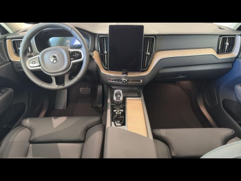 Photo 9 du bon plan VOLVO XC60 T6 Hybride Rechargeable 335ch Plus Style Chrome Geartronic 8 occasion à 65900 €