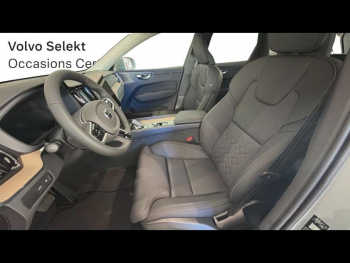 Photo 11 du bon plan VOLVO XC60 T6 Hybride Rechargeable 335ch Plus Style Chrome Geartronic 8 occasion à 65900 €